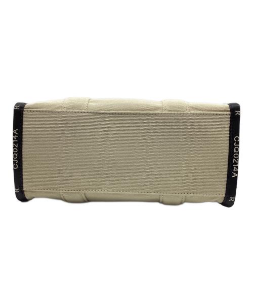 MARC JACOBS（マークジェイコブズ）MARC JACOBS (マークジェイコブズ) 2WAYキャンバスバッグ アイボリーの古着・服飾アイテム