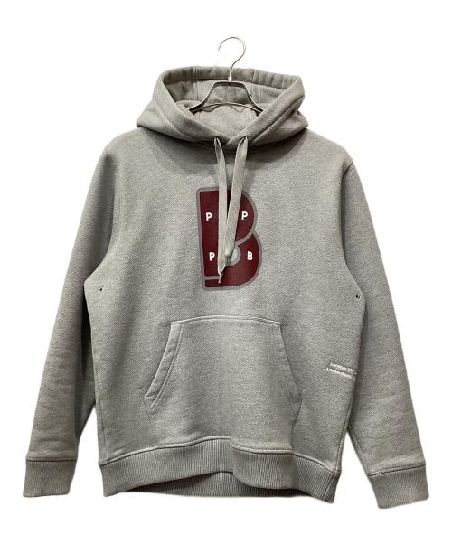 BURBERRY（バーバリー）BURBERRY (バーバリー) POP TRADING COMPANY (ポップトレーディングカンパニー) プルオーバーパーカー グレー サイズ:Mの古着・服飾アイテム