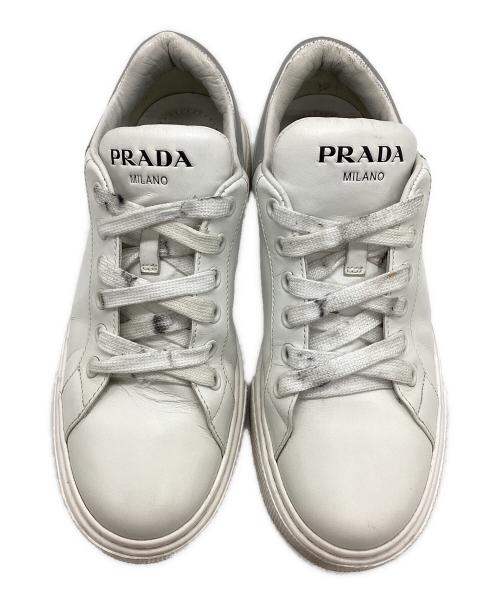 PRADA（プラダ）PRADA (プラダ) ローカットスニーカー ホワイト サイズ:3636の古着・服飾アイテム