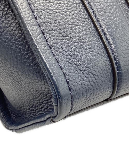 MARC JACOBS（マークジェイコブス）MARC JACOBS (マークジェイコブス) THE TOTE BAG ネイビーの古着・服飾アイテム