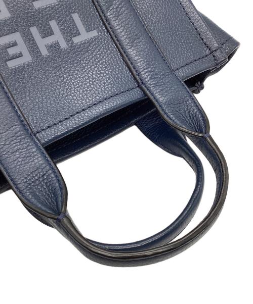 MARC JACOBS（マークジェイコブス）MARC JACOBS (マークジェイコブス) THE TOTE BAG ネイビーの古着・服飾アイテム