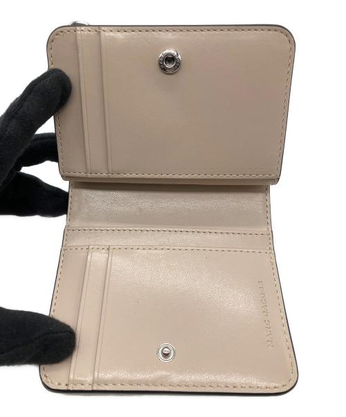 MARC JACOBS（マークジェイコブス）MARC JACOBS (マークジェイコブス) 2つ折り財布 ホワイトの古着・服飾アイテム