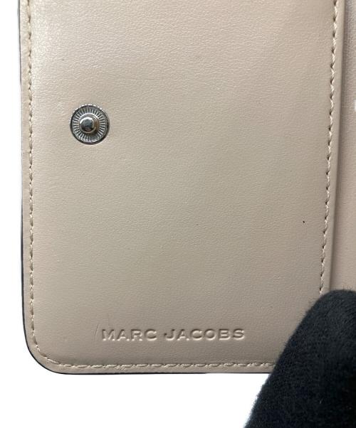MARC JACOBS（マークジェイコブス）MARC JACOBS (マークジェイコブス) 2つ折り財布 ホワイトの古着・服飾アイテム
