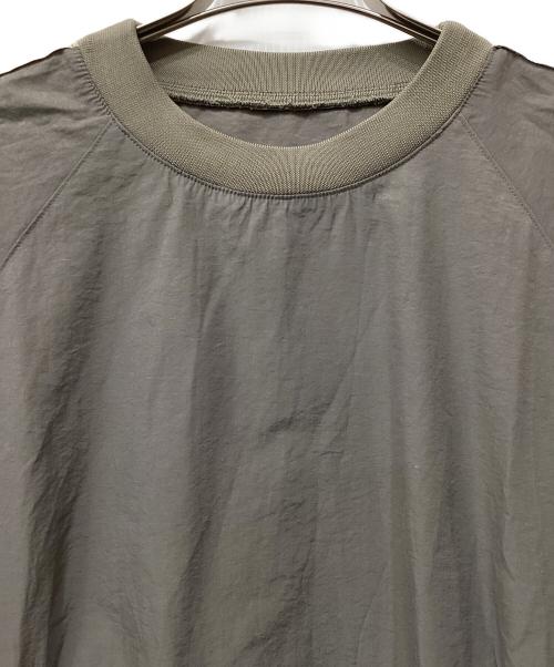 My Beautiful Landlet（マイビューティフルランドレット）My Beautiful Landlet (マイビューティフルランドレット) ナイロンスウェット カーキの古着・服飾アイテム