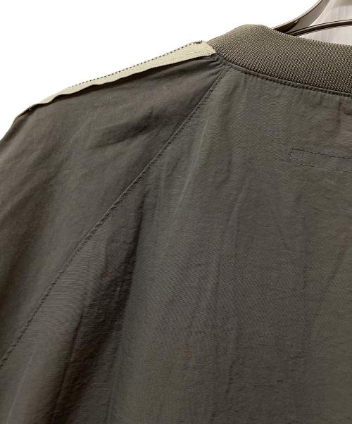 My Beautiful Landlet（マイビューティフルランドレット）My Beautiful Landlet (マイビューティフルランドレット) ナイロンスウェット カーキの古着・服飾アイテム