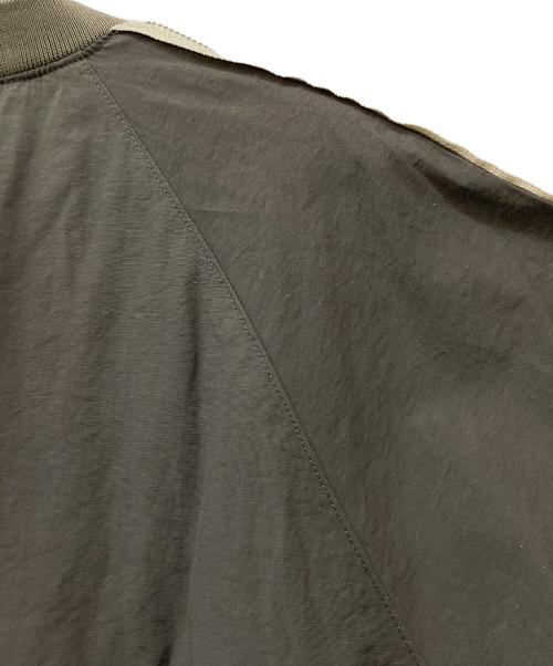 My Beautiful Landlet（マイビューティフルランドレット）My Beautiful Landlet (マイビューティフルランドレット) ナイロンスウェット カーキの古着・服飾アイテム