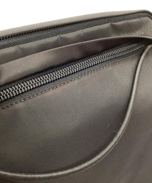 PRADA（プラダ）PRADA (プラダ) ナイロンポーチ ブラックの古着・服飾アイテム