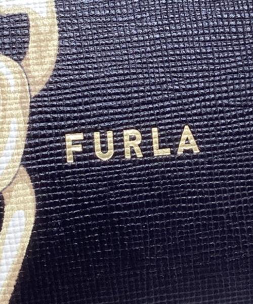 FURLA（フルラ）FURLA (フルラ) ハンドバッグ チェーンプリント ブラックの古着・服飾アイテム