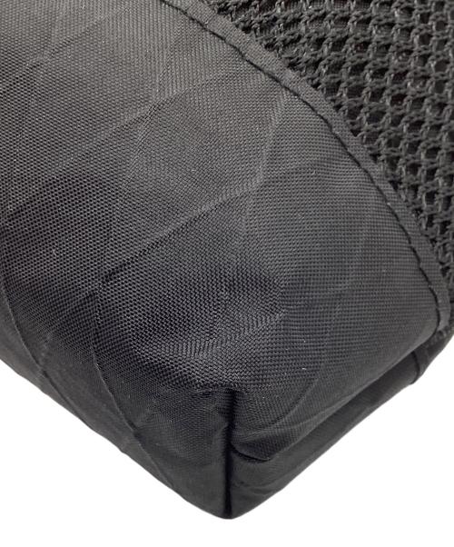 SUPREME（シュプリーム）Supreme (シュプリーム) 23AW LOGO Shoulder Bag ブラックの古着・服飾アイテム