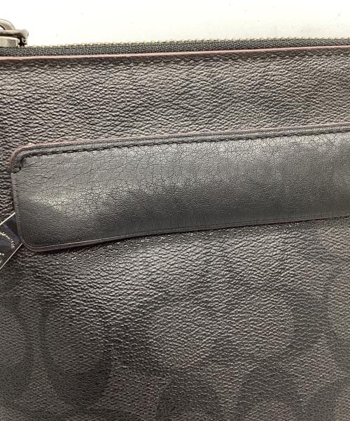 COACH（コーチ）COACH (コーチ) クラッチバッグ ブラックの古着・服飾アイテム