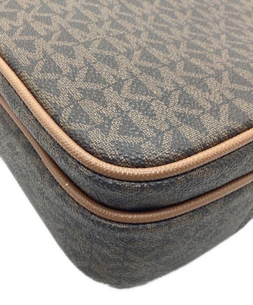 MICHAEL KORS（マイケル・コース）MICHAEL KORS (マイケル・コース) ショルダーバッグ ブラウンの古着・服飾アイテム