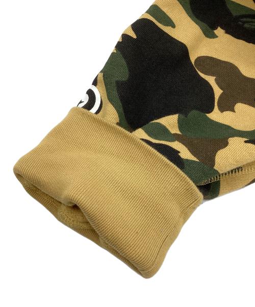 A BATHING APE（アベイシングエイプ）A BATHING APE (アベイシングエイプ) プルオーバーパーカー カモフラ サイズ:XLの古着・服飾アイテム