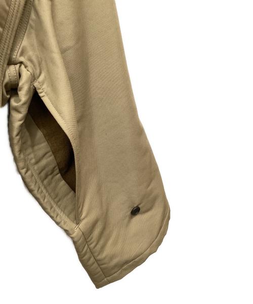 CLANE（クラネ）CLANE (クラネ) SIDE OPEN WIDE ANORAK ベージュ サイズ:1の古着・服飾アイテム