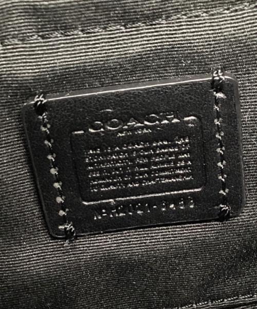 COACH（コーチ）COACH (コーチ) ボディーバッグ ブラック×ゴールドの古着・服飾アイテム