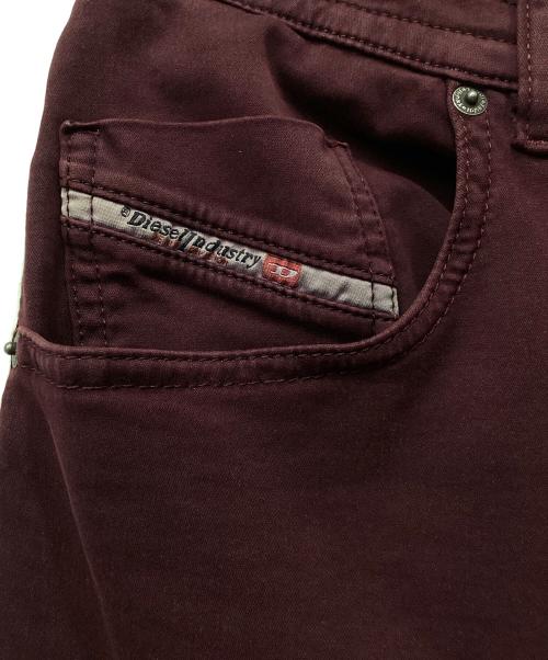 DIESEL（ディーゼル）DIESEL (ディーゼル) カラーパンツ ワインレッド サイズ:81㎝(W32)の古着・服飾アイテム