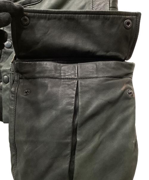 Yasuyuki Ishii（ヤスユキイシイ）Yasuyuki Ishii (ヤスユキイシイ) レザーウエストバッグ グリーン サイズ:FREEの古着・服飾アイテム