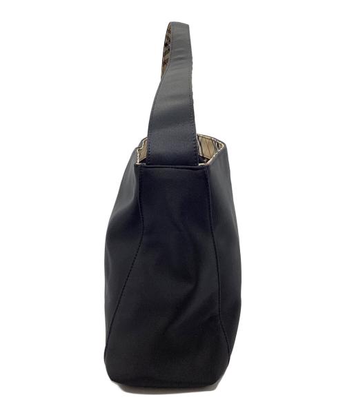BURBERRY BLUE LABEL（バーバリー ブルー レーベル）BURBERRY BLUE LABEL (バーバリー ブルー レーベル) ハンドバッグ ブラックの古着・服飾アイテム