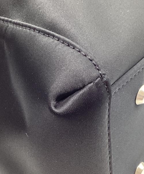BURBERRY BLUE LABEL（バーバリー ブルー レーベル）BURBERRY BLUE LABEL (バーバリー ブルー レーベル) ハンドバッグ ブラックの古着・服飾アイテム