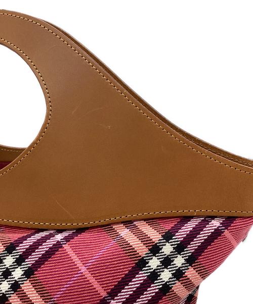 BURBERRY BLUE LABEL（バーバリー ブルー レーベル）BURBERRY BLUE LABEL (バーバリー ブルー レーベル) ハンドバッグ ショッキングピンクの古着・服飾アイテム