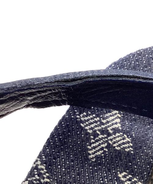LOUIS VUITTON（ルイ ヴィトン）LOUIS VUITTON (ルイ ヴィトン) オーシャン ライン フラット　モノグラム・デニム　 ネイビー サイズ:36の古着・服飾アイテム