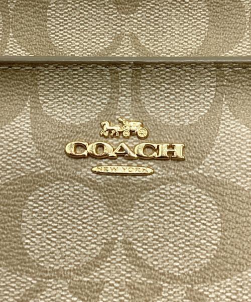 COACH（コーチ）COACH (コーチ) シグネチャー ベージュの古着・服飾アイテム