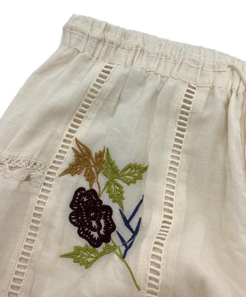 TODAYFUL（トゥデイフル）TODAYFUL (トゥデイフル) Embroidery Patchwork Trousers ベージュ サイズ:36の古着・服飾アイテム