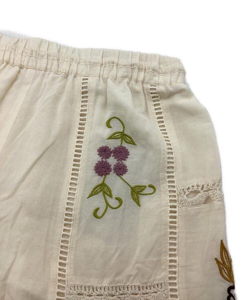 TODAYFUL（トゥデイフル）TODAYFUL (トゥデイフル) Embroidery Patchwork Trousers ベージュ サイズ:36の古着・服飾アイテム