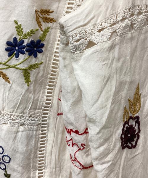 TODAYFUL（トゥデイフル）TODAYFUL (トゥデイフル) Embroidery Patchwork Trousers ベージュ サイズ:36の古着・服飾アイテム