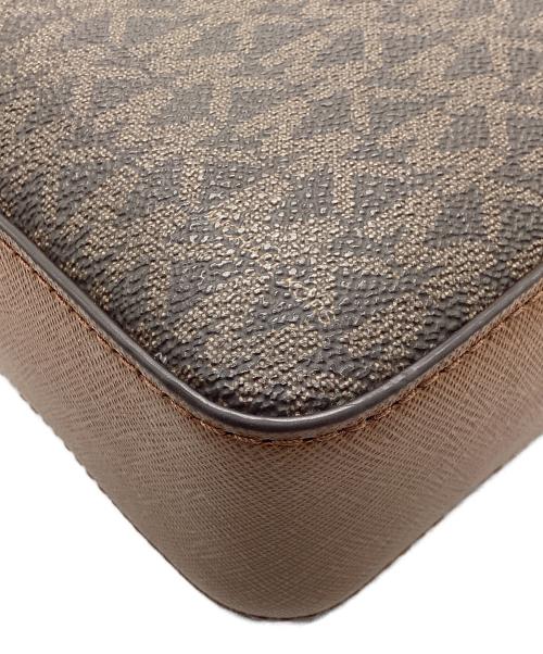 MICHAEL KORS（マイケルコース）MICHAEL KORS (マイケルコース) ショルダーバッグ ブラウンの古着・服飾アイテム