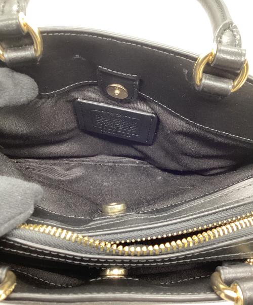 COACH（コーチ）COACH (コーチ) 2WAYショルダーバッグ　シグネチャーの古着・服飾アイテム