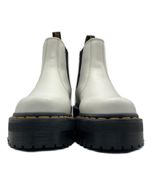 Dr.Martens（ドクターマーチン）Dr.Martens (ドクターマーチン) 厚底チェルシーブーツ ホワイト×ブラック サイズ:UK3の古着・服飾アイテム