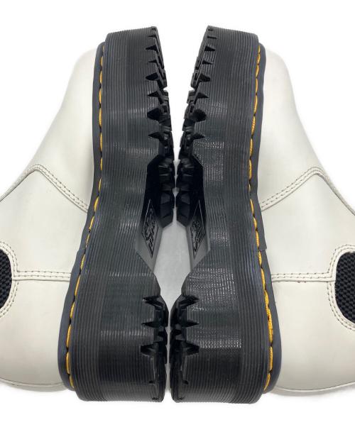 Dr.Martens（ドクターマーチン）Dr.Martens (ドクターマーチン) 厚底チェルシーブーツ ホワイト×ブラック サイズ:UK3の古着・服飾アイテム