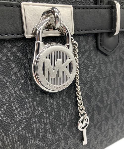 MICHAEL KORS（マイケルコース）MICHAEL KORS (マイケルコース) ハミルトン スモール シグネチャーロゴ サッチェル ブラックの古着・服飾アイテム