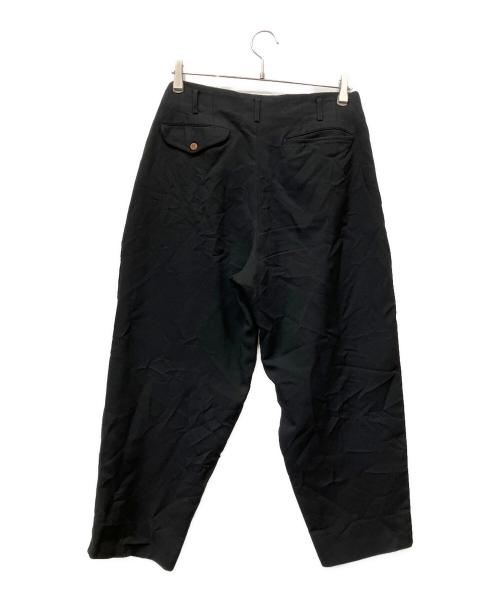 COMME des GARCONS HOMME PLUS（コムデギャルソンオムプリュス）COMME des GARCONS HOMME PLUS (コムデギャルソンオムプリュス) ポリ縮絨タックワイドテーパードパンツ ブラック サイズ:XSの古着・服飾アイテム