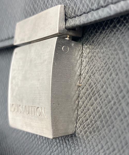 LOUIS VUITTON（ルイ ヴィトン）LOUIS VUITTON (ルイ ヴィトン) タイガ セレンガ ブラックの古着・服飾アイテム