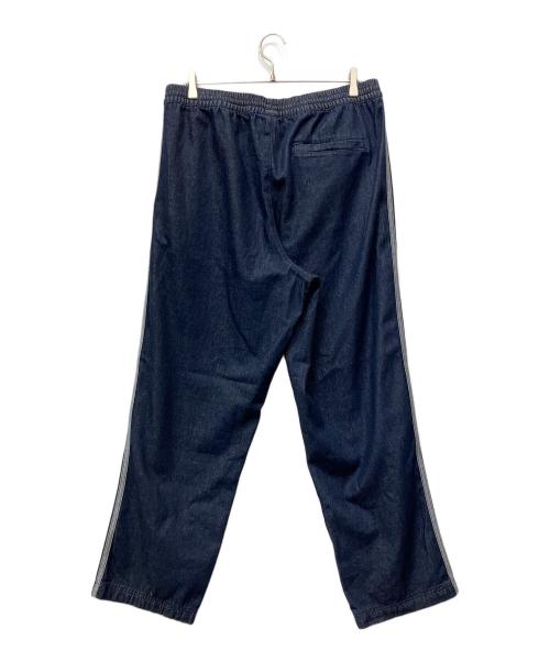 adidas（アディダス）adidas (アディダス) adidasアディカラー ルーズ トラックパンツ デニム ストーン インディゴ サイズ:XLの古着・服飾アイテム
