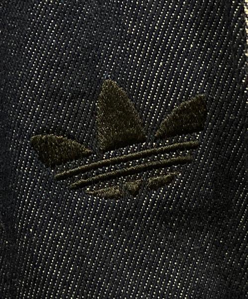 adidas（アディダス）adidas (アディダス) adidasアディカラー ルーズ トラックパンツ デニム ストーン インディゴ サイズ:XLの古着・服飾アイテム
