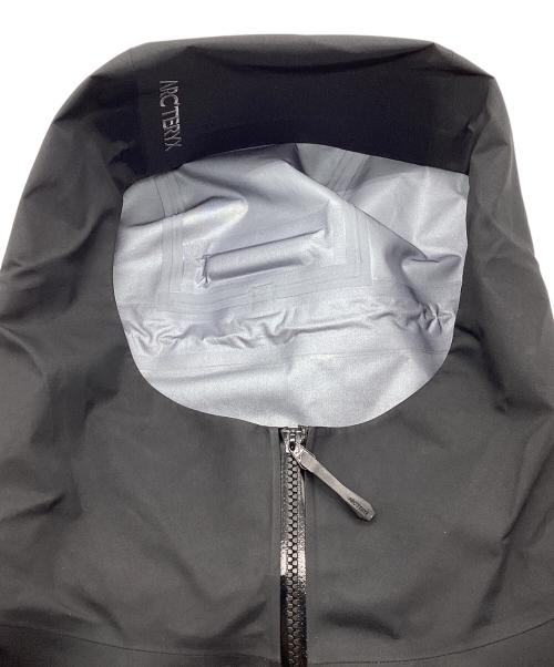 ARC'TERYX（アークテリクス）ARC'TERYX (アークテリクス) BETA JACKET ブラック サイズ:Ｍの古着・服飾アイテム