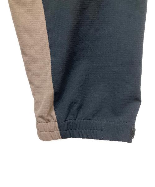Columbia（コロンビア）Columbia (コロンビア) ウィンドシェルジャケット ベージュ×ブラック サイズ:XLの古着・服飾アイテム