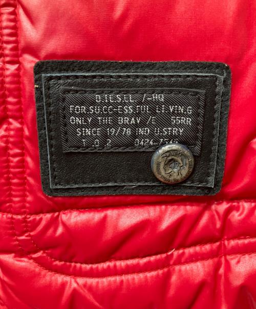 DIESEL（ディーゼル）DIESEL (ディーゼル) ダウンベスト レッド サイズ:Sの古着・服飾アイテム