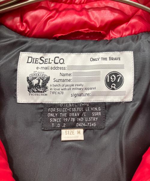 DIESEL（ディーゼル）DIESEL (ディーゼル) ダウンジャケット レッド サイズ:Mの古着・服飾アイテム