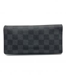 LOUIS VUITTON（ルイ ヴィトン）の古着「ダミエ・グラフィット　ポルトフォイユブラザ」｜ブラック