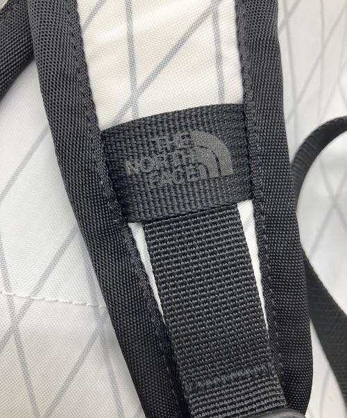 THE NORTH FACE（ザ ノース フェイス）THE NORTH FACE (ザ ノース フェイス) ラフター バックパック ホワイトの古着・服飾アイテム
