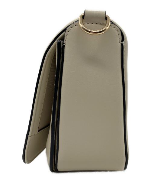 MARC JACOBS（マークジェイコブス）MARC JACOBS (マークジェイコブス) ショルダーバッグ アイボリーの古着・服飾アイテム
