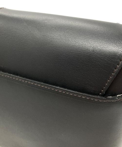 BURBERRY（バーバリー）BURBERRY (バーバリー) ワンショルダーバッグ ブラックの古着・服飾アイテム