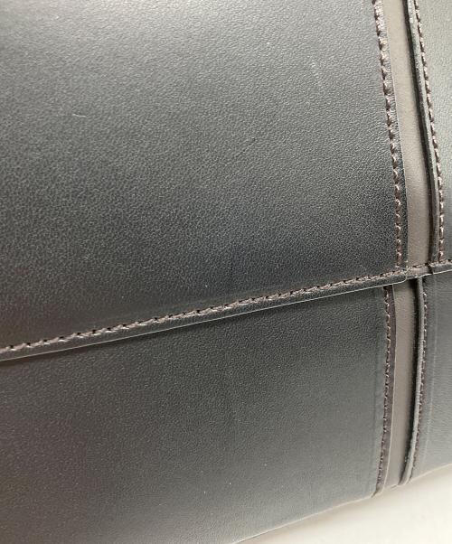 BURBERRY（バーバリー）BURBERRY (バーバリー) ワンショルダーバッグ ブラックの古着・服飾アイテム