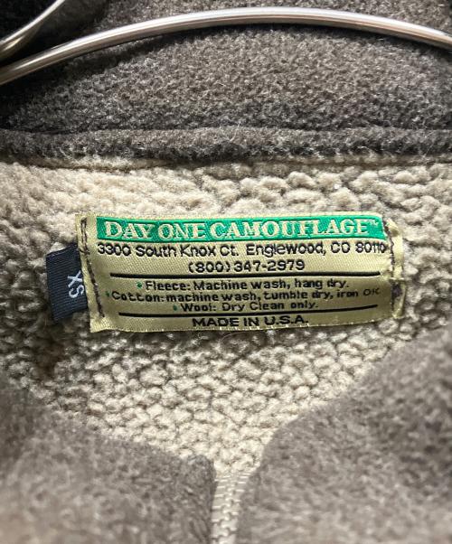 Day One Camouflage（デイワン カモフラージュ）DAY ONE CAMOUFLAGE (デイワン カモフラージュ) FLEECE HUNTING JACKET ブラウン サイズ:XSの古着・服飾アイテム