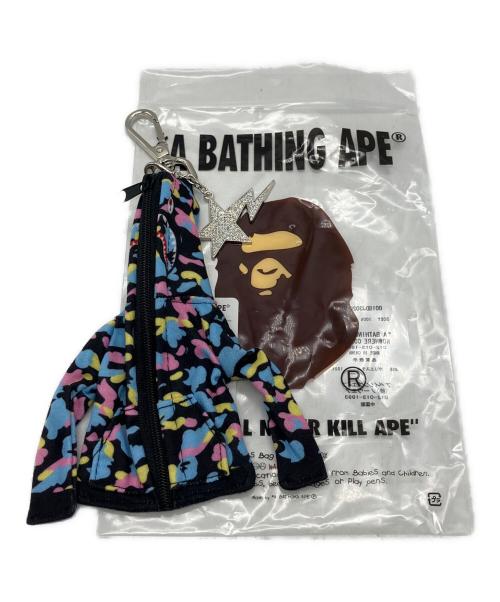 A BATHING APE（アベイシングエイプ）A BATHING APE (アベイシングエイプ) シャークパーカーキーホルダーの古着・服飾アイテム