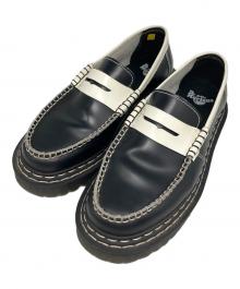 Dr.Martens（ドクターマーチン）の古着「コインローファー」｜ブラック×ホワイト