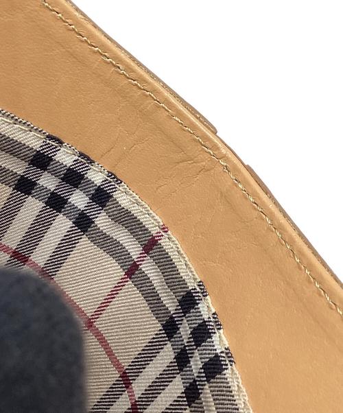 BURBERRY（バーバリー）BURBERRY (バーバリー) ショルダーバッグ ブラウンの古着・服飾アイテム